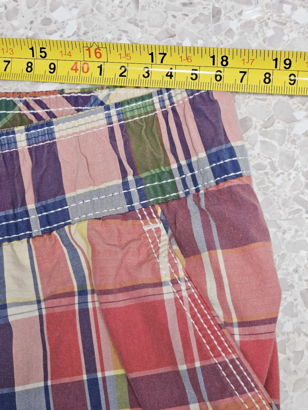 Old Navy Mens Plaid Madras Swim Trunks Board Shorts Size L Mesh Lined Nantucket